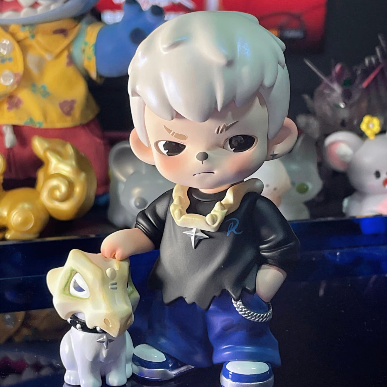 BOY RAYAN Blue Fantasy Collector Hanging Card Series