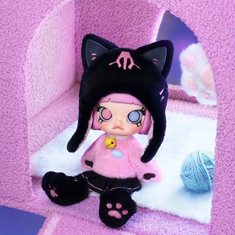 Molly Peekaboo 1/8 Action Figure